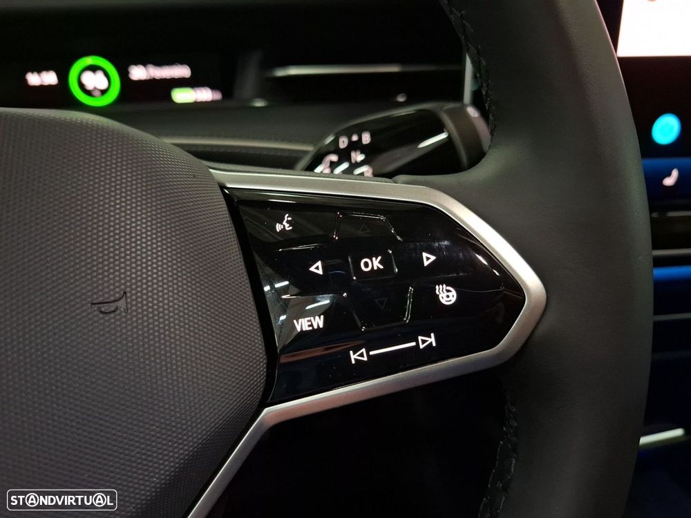 VW ID.7 Tourer 77 kWh Pro Urban - 18