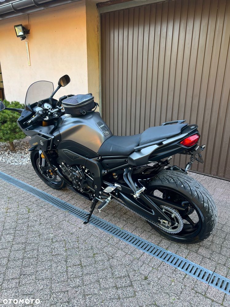 Yamaha FZ8 - 6