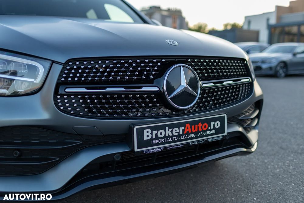 Mercedes-Benz GLC Coupe 300 e 4MATIC - 9