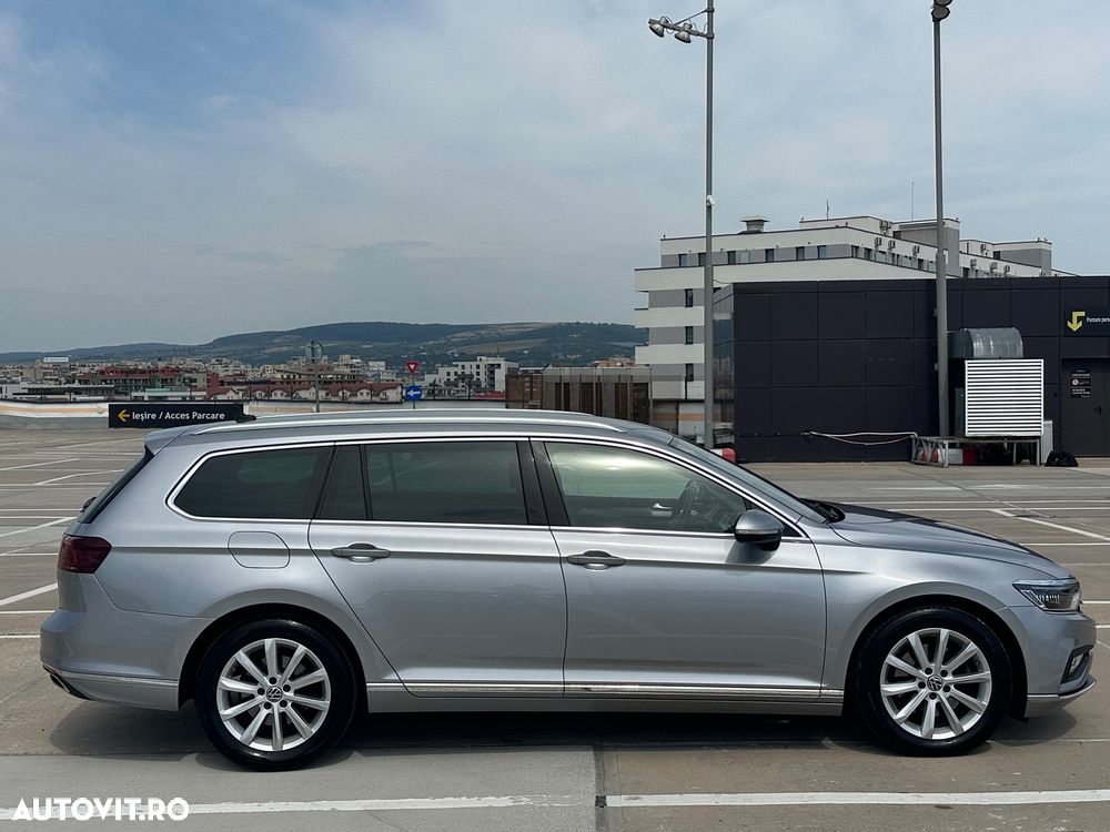 Volkswagen Passat 2.0 TDI DSG Highline - 12