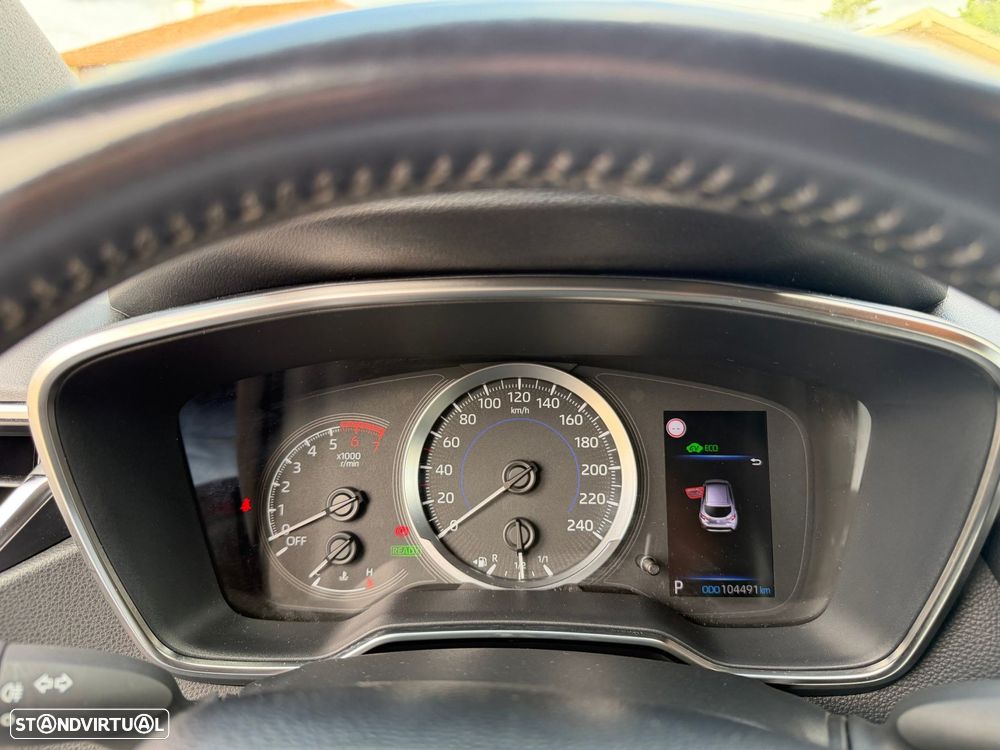 Toyota Corolla 1.8 Hybrid Comfort - 22