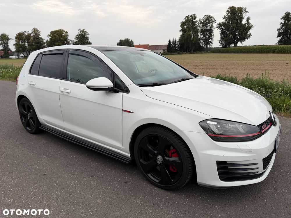 Volkswagen Golf GTI BlueMotion Technology DSG - 18
