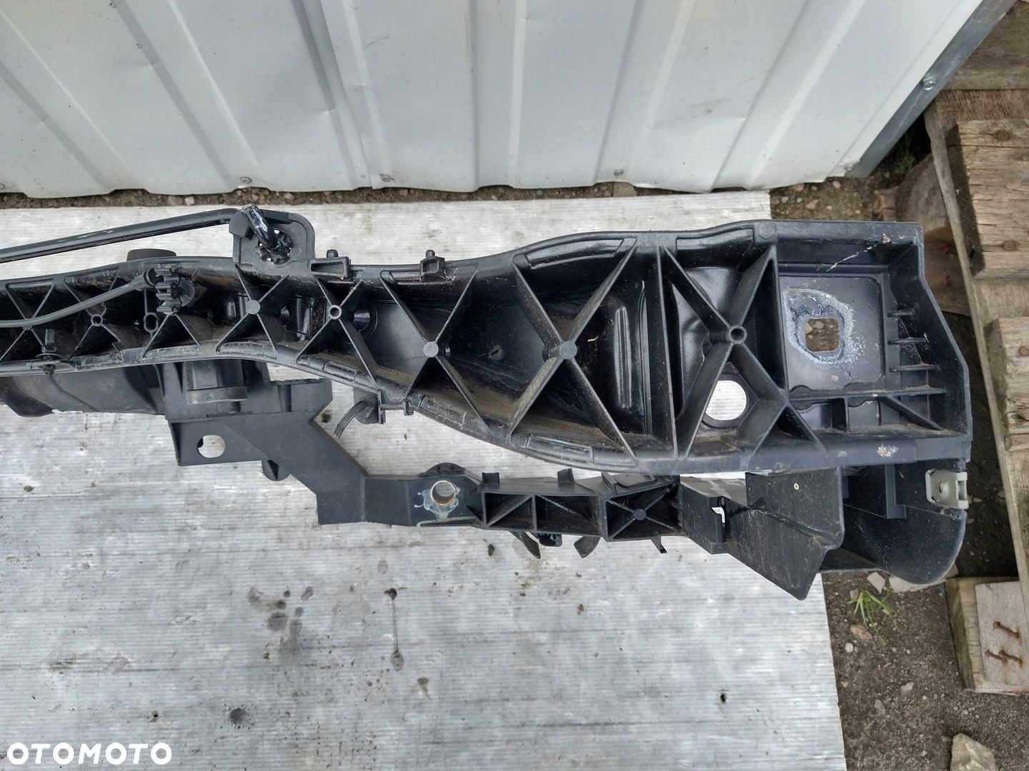 FORD FOCUS MK3 OKULAR PAS PRZEDNI PRZÓD WZMOCNIENIE ZAMEK MASKI BM518327AA - 13