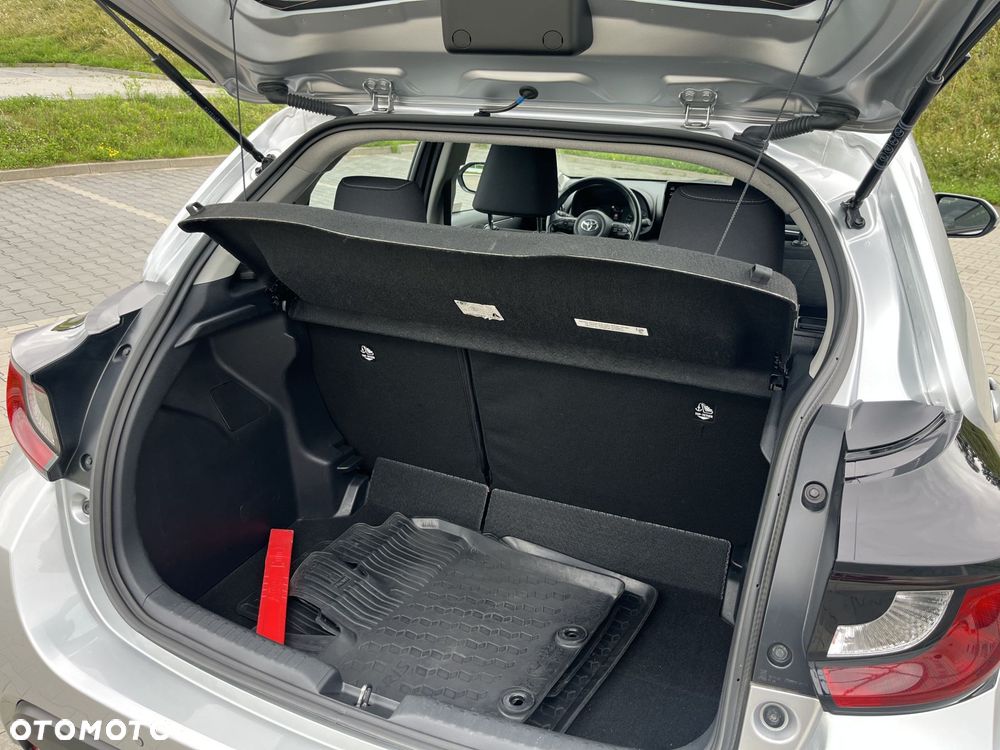 Toyota Yaris Hybrid 1.5 Comfort - 18
