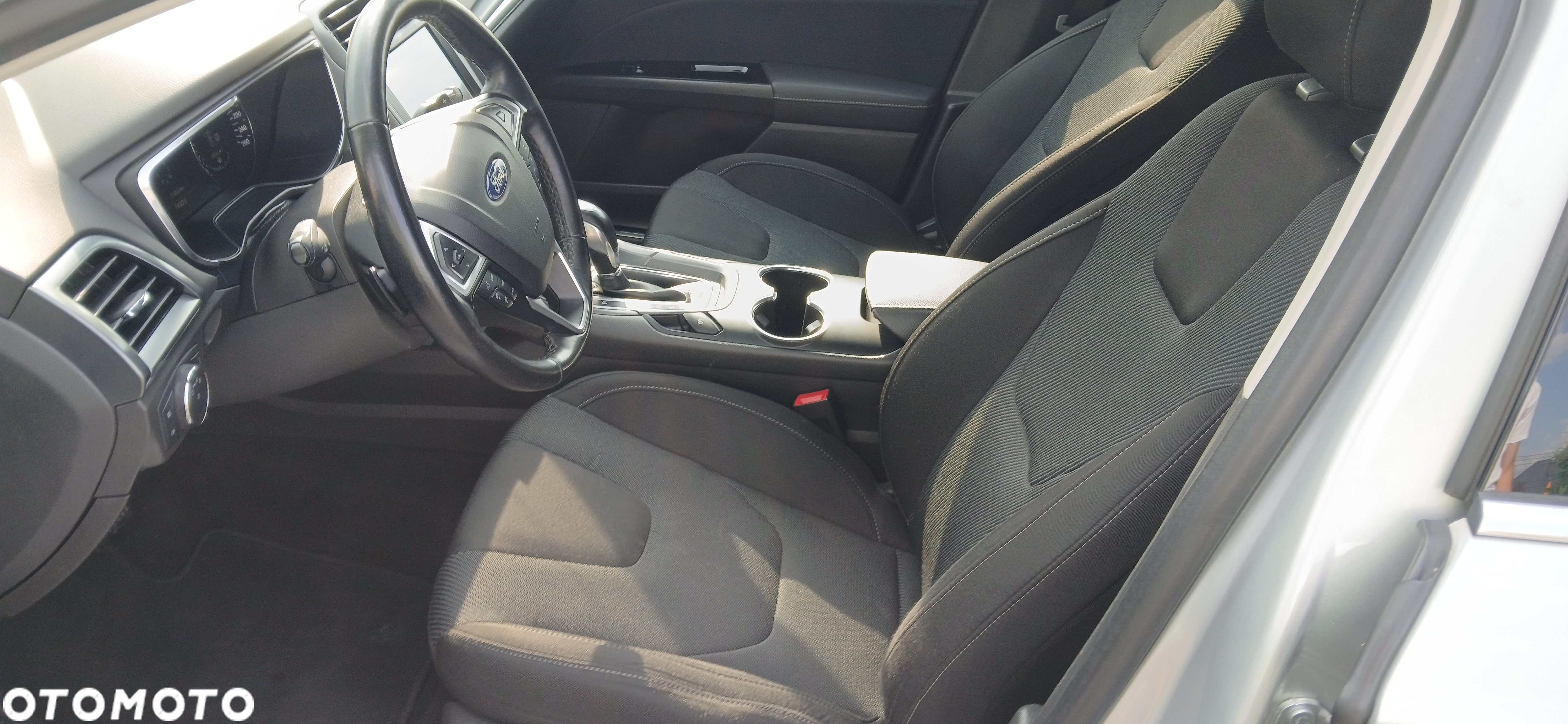 Ford Mondeo 2.0 EcoBlue Titanium - 13