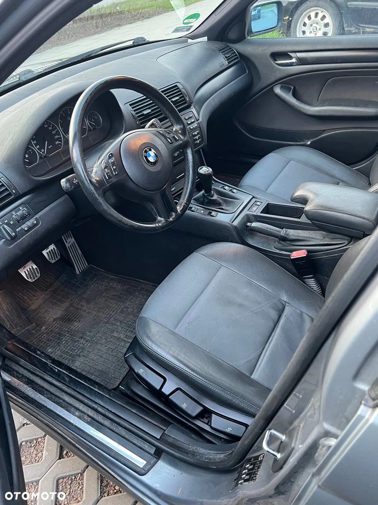 BMW Seria 3 318i - 7