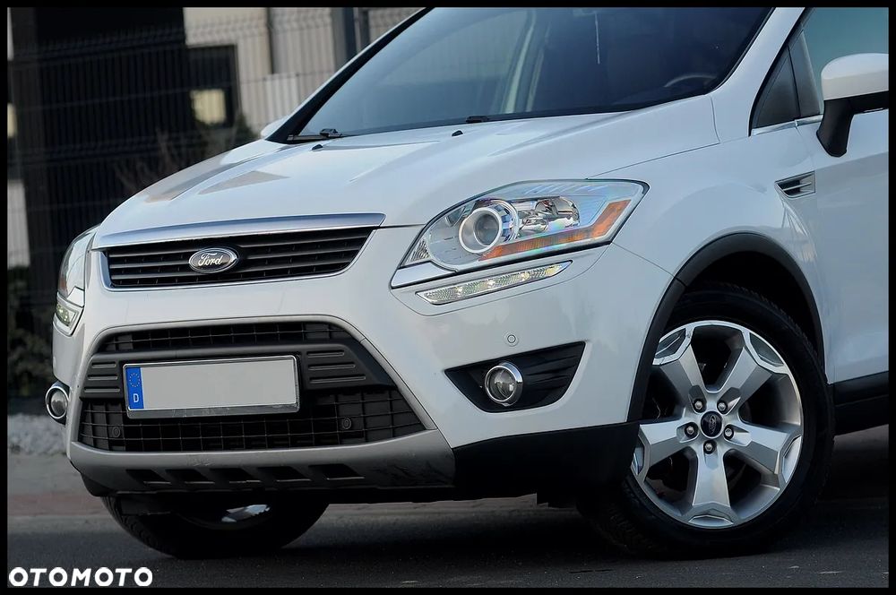Ford Kuga 2.0 TDCi 4x4 Titanium - 12