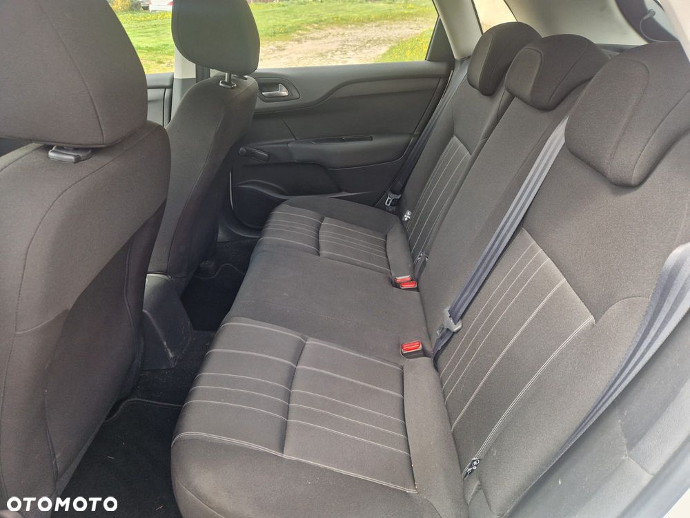 Citroën C4 VTi 95 Selection - 9