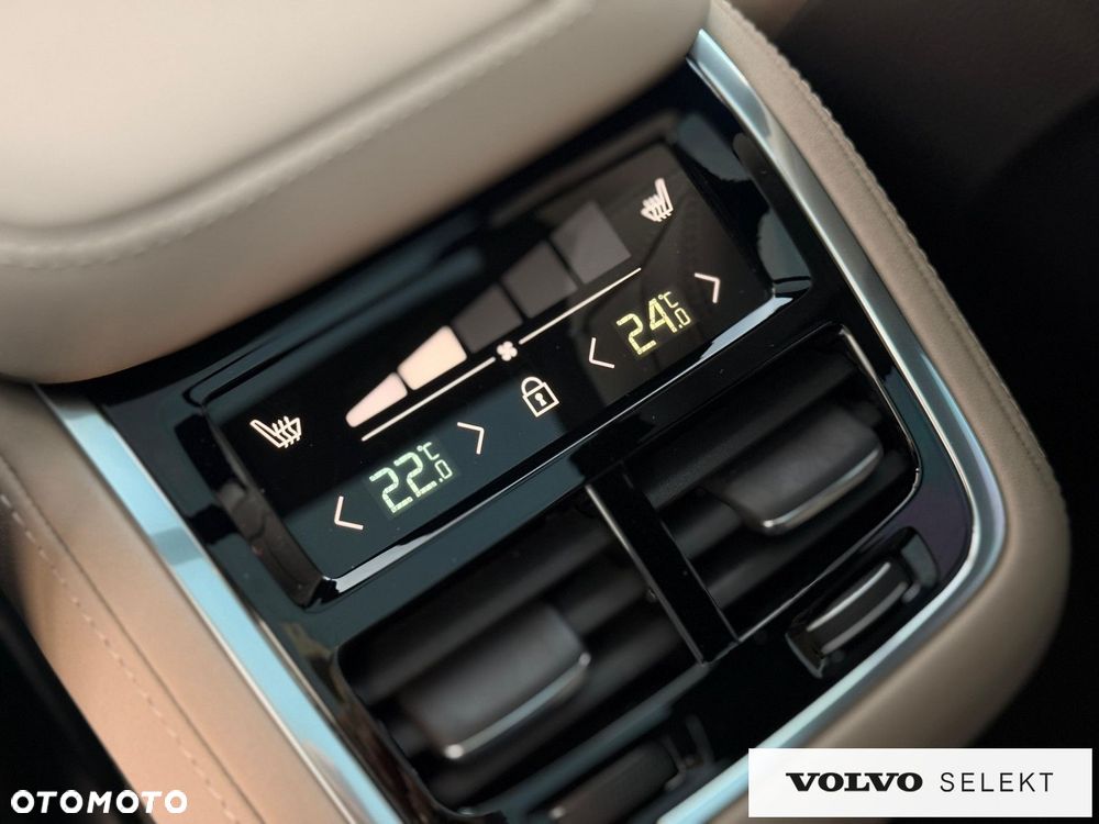 Volvo XC 90 - 36