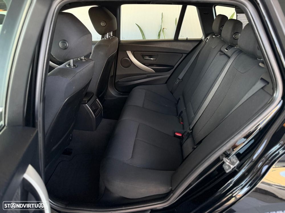BMW 318 d Line Modern - 22