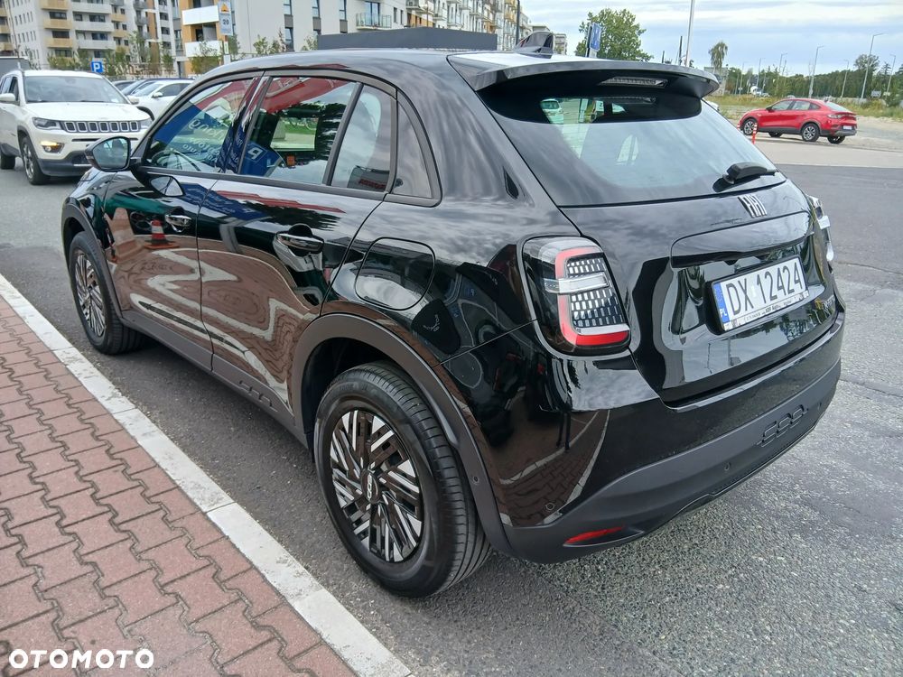 Fiat 600 HYBRID 125 Jahre Edition - 6