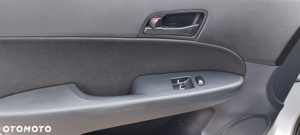 Hyundai i30 1.4 Edition Plus - 9