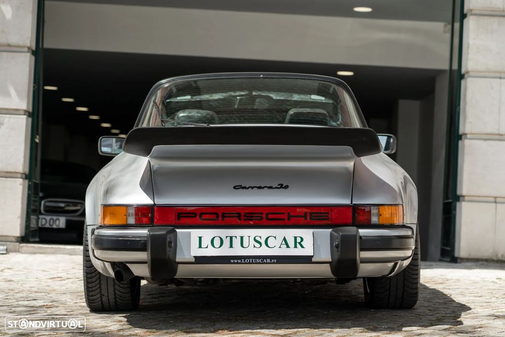 Porsche 911 Série G - 5