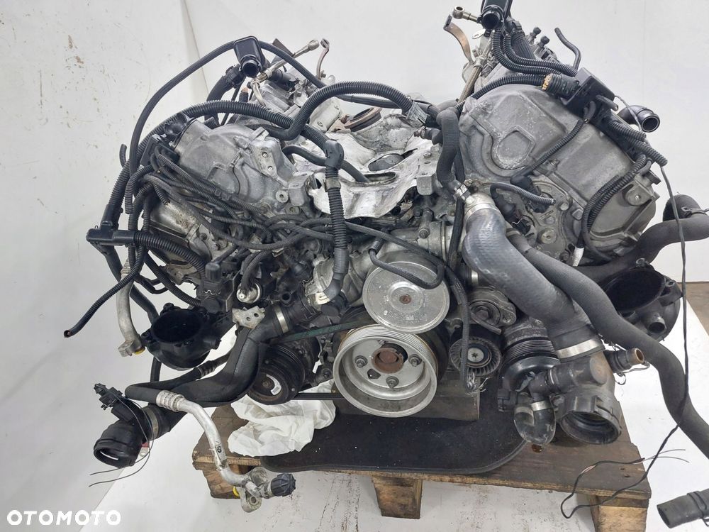 bmw f01 f02 f07 f10 f06 f12 f13 4.4 v8 silnik n63b44a słupek - 6