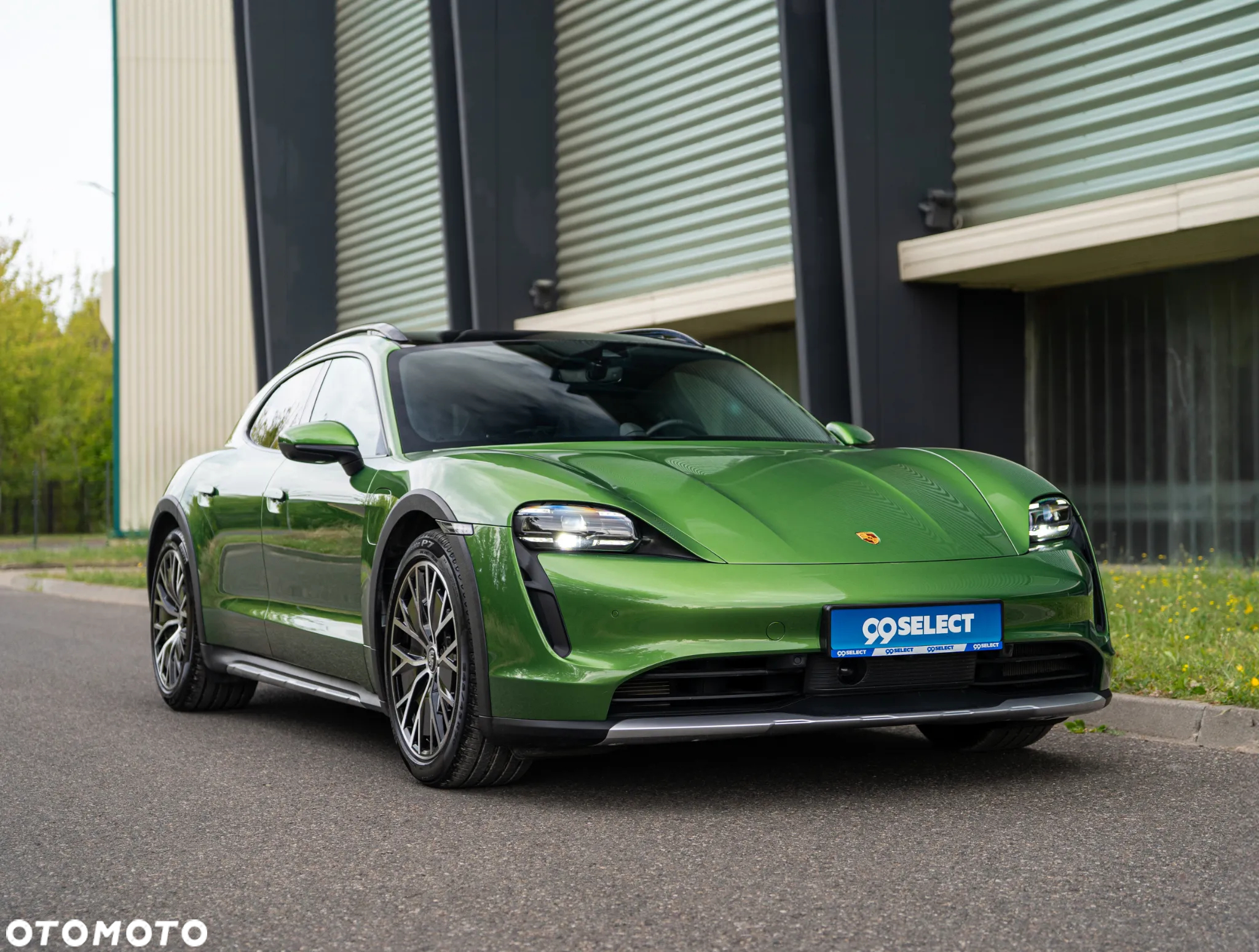 Porsche Taycan 4 Cross Turismo - 7