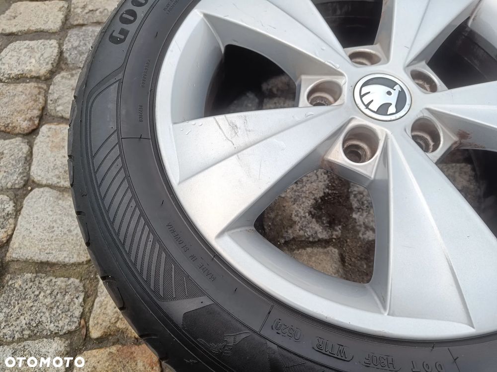 Felgi Aluminiowe 16 Skoda Octavia 3 5x112 ET46 5E0601025C Koła VW Seat Audi 6,5Jx16H2 - 7