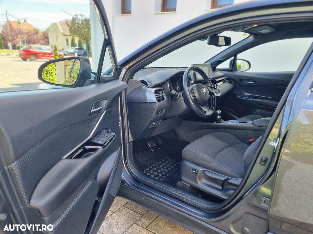 Toyota C-HR 1.8 HSD 122 CP 4x2 CVT C-ult Style bi-tone - 13