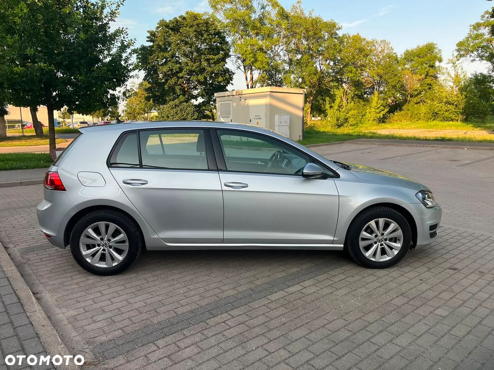 Volkswagen Golf 1.2 TSI BMT Comfortline - 6