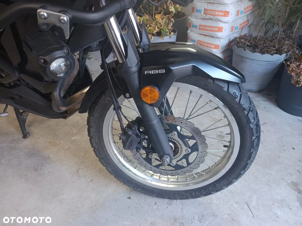 Kawasaki Versys-X 300 - 4