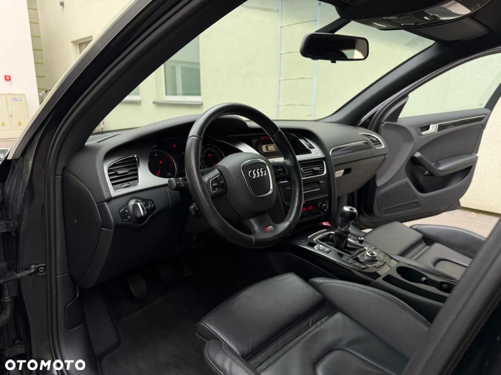 Audi A4 Avant 2.0 TDI DPF S line Sportpaket (plus) - 12