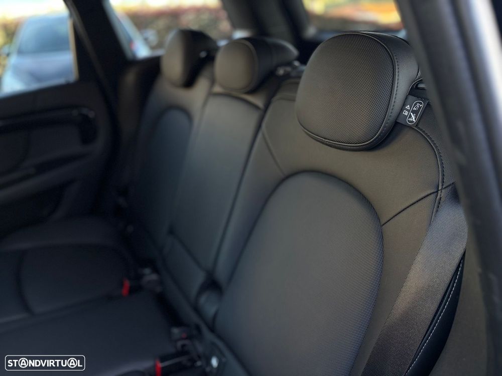 MINI Countryman Cooper SE ALL4 Untamed Edition Auto - 40