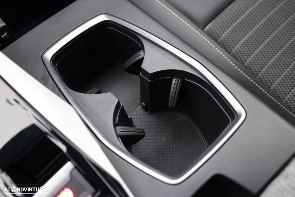 Peugeot E-3008 73 kWh Allure - 35