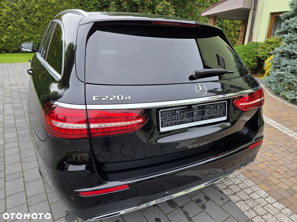 Mercedes-Benz Klasa E 220 d 9G-TRONIC AMG Line - 15