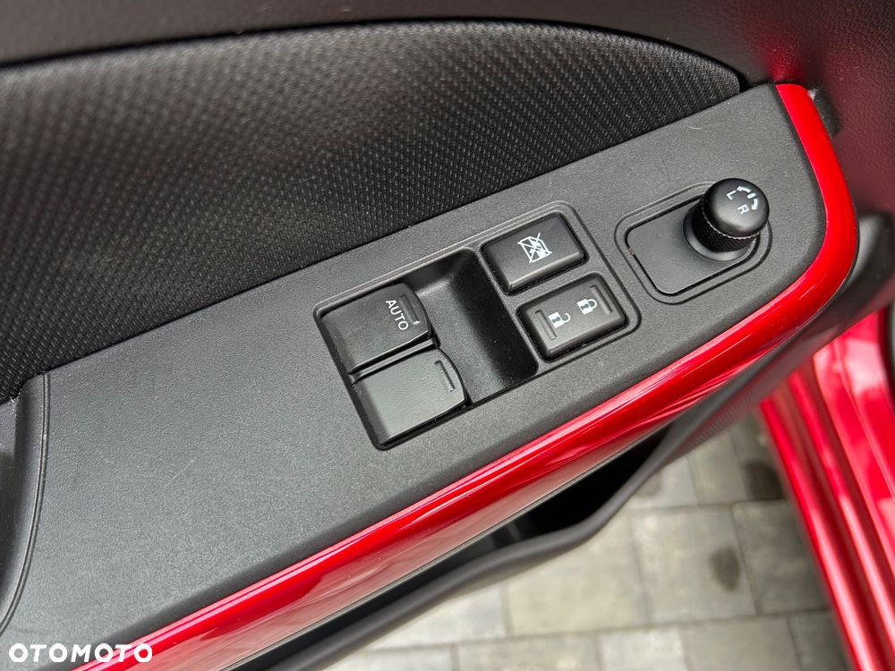 Suzuki Swift 1.2 Dualjet SHVS Premium Plus CVT - 8