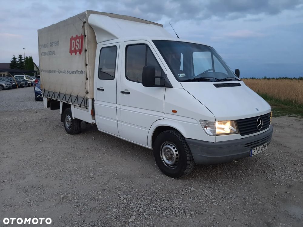Mercedes-Benz Sprinter 321 D - 23