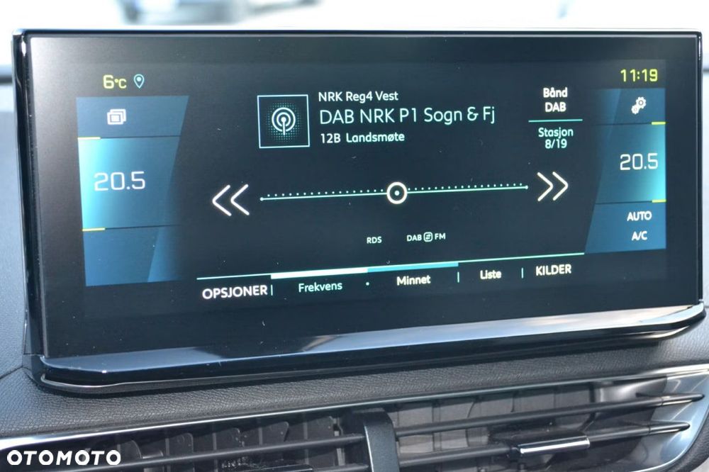 Peugeot 3008 1.6 PureTech Hybrid4 PHEV GT Pack S&S EAT8 - 11