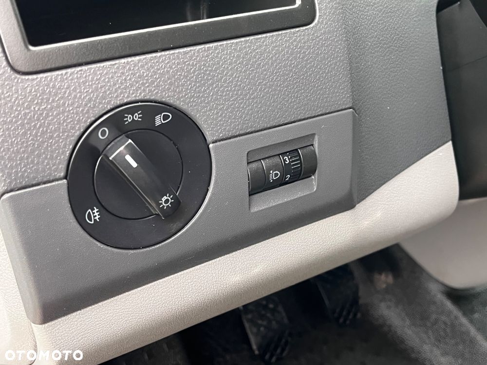 Volkswagen Transporter T6 - 25