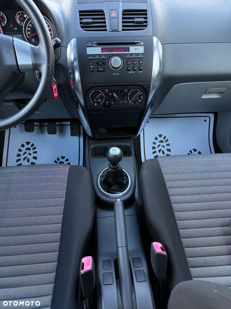 Suzuki SX4 1.5 Comfort - 6