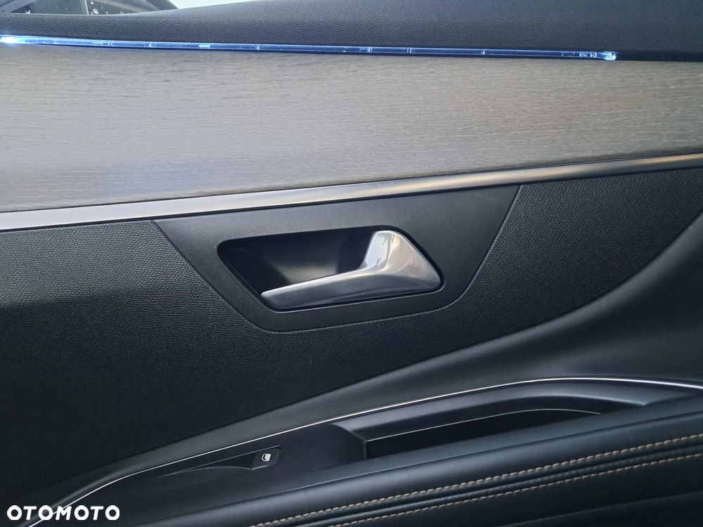 Peugeot 5008 2.0 BlueHDI GT S&S EAT8 - 26