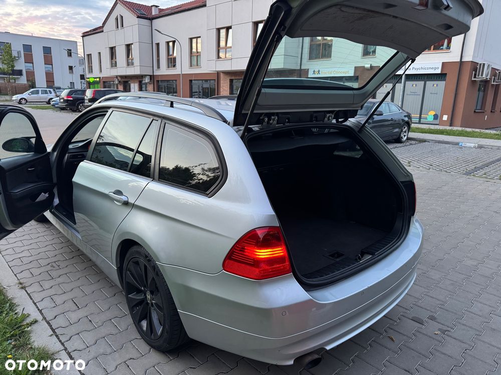 BMW Seria 3 - 12