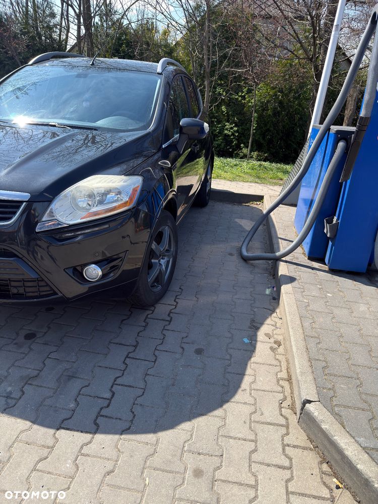 Ford Kuga 2.0 TDCi Titanium - 14