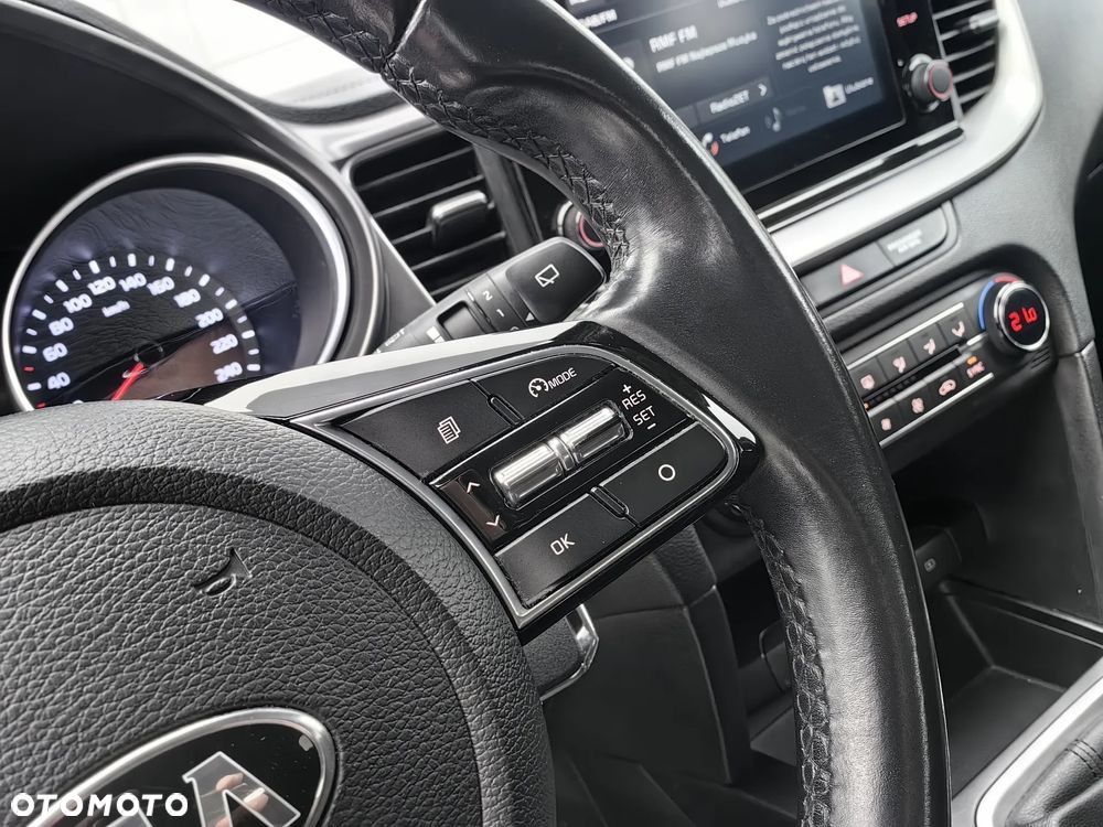 Kia XCeed 1.4 T-GDI M - 17