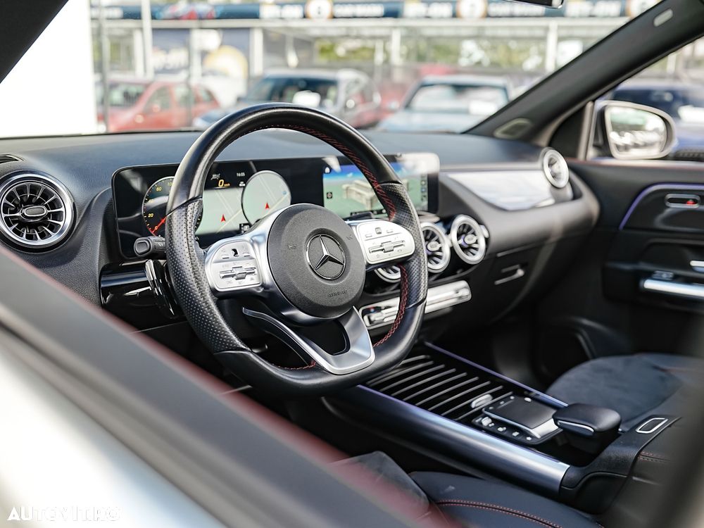 Mercedes-Benz GLA 200 d 4MATIC 8G-DCT AMG Line - 31