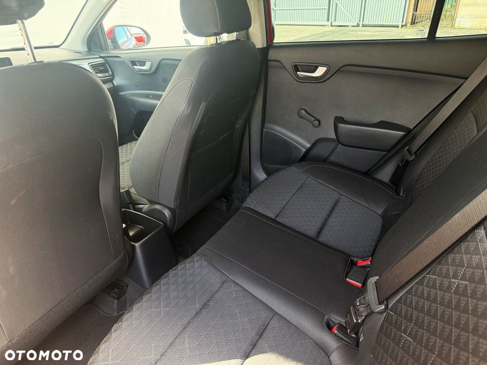 Kia Rio - 25