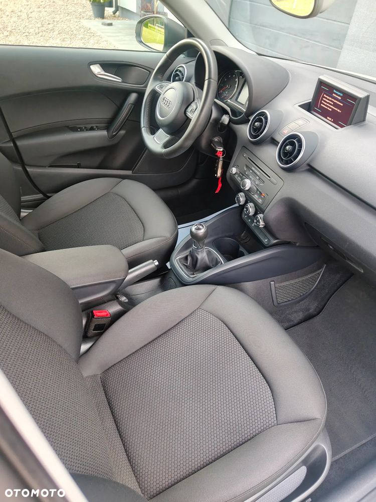 Audi A1 Sportback 1.2 TFSI Attraction - 11
