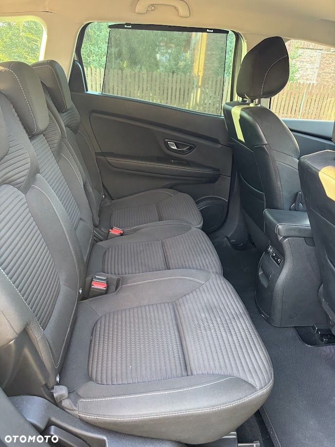 Renault Grand Scenic Gr 1.3 TCe FAP Intens - 13