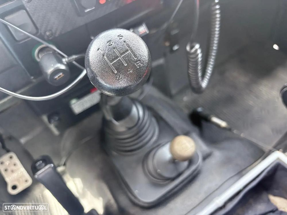 Land Rover Defender 90 2.5 Td5 S - 53