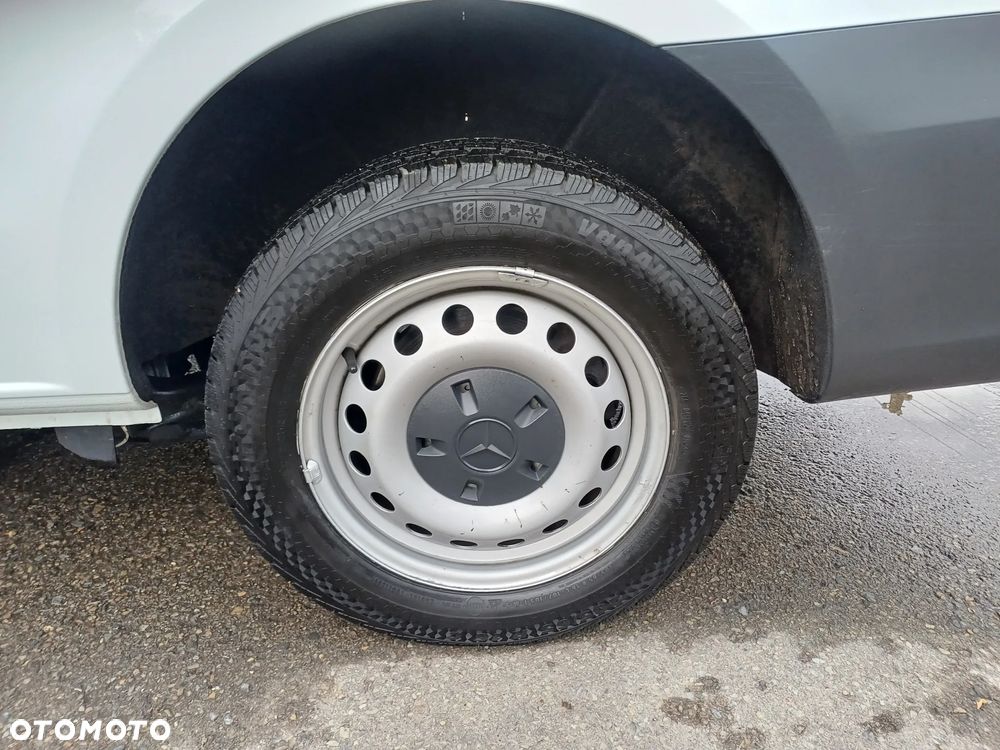 Mercedes-Benz Vito - 33