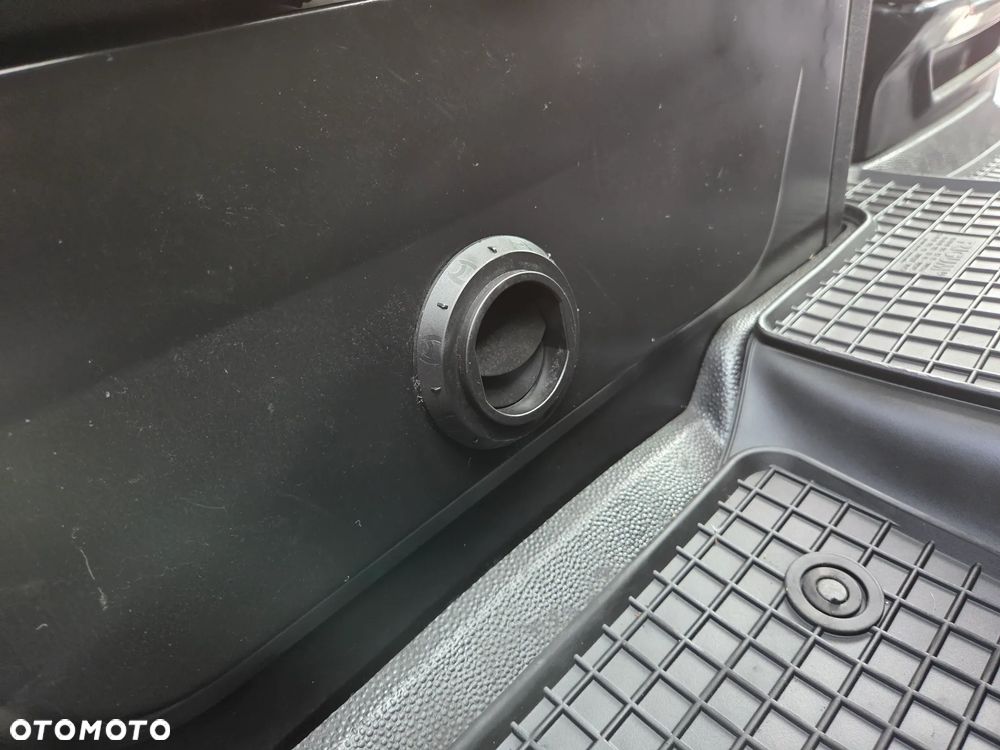 Ford Transit Custom - 32
