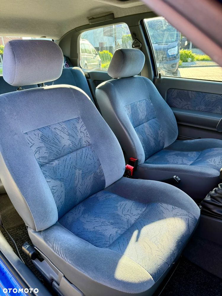 Renault Clio 1.2 RN - 10