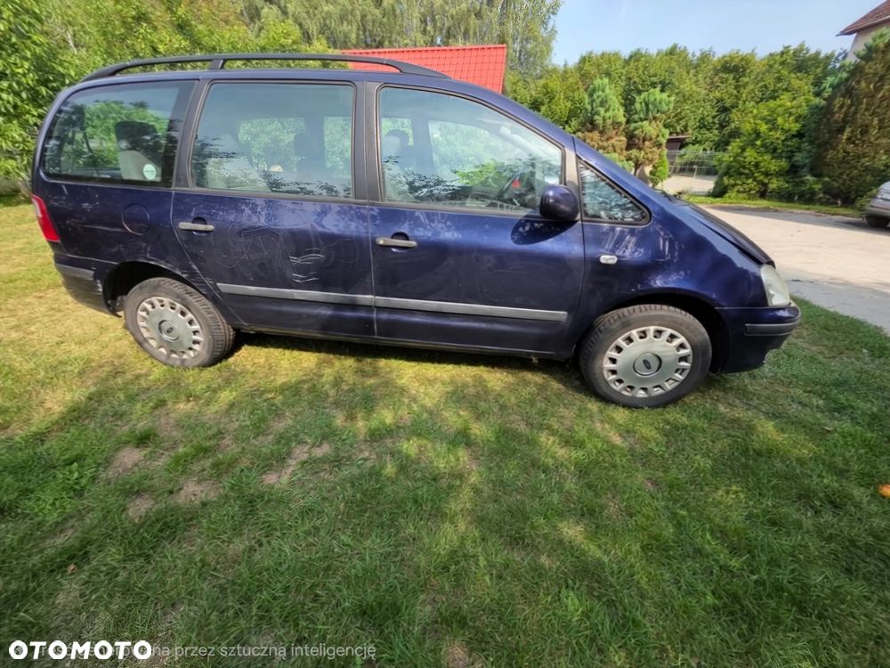 Ford Galaxy 1.9 TDI Ambiente - 3