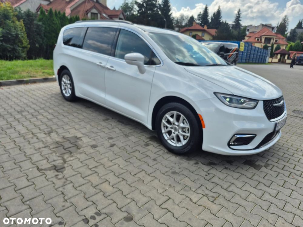 Chrysler Pacifica - 34