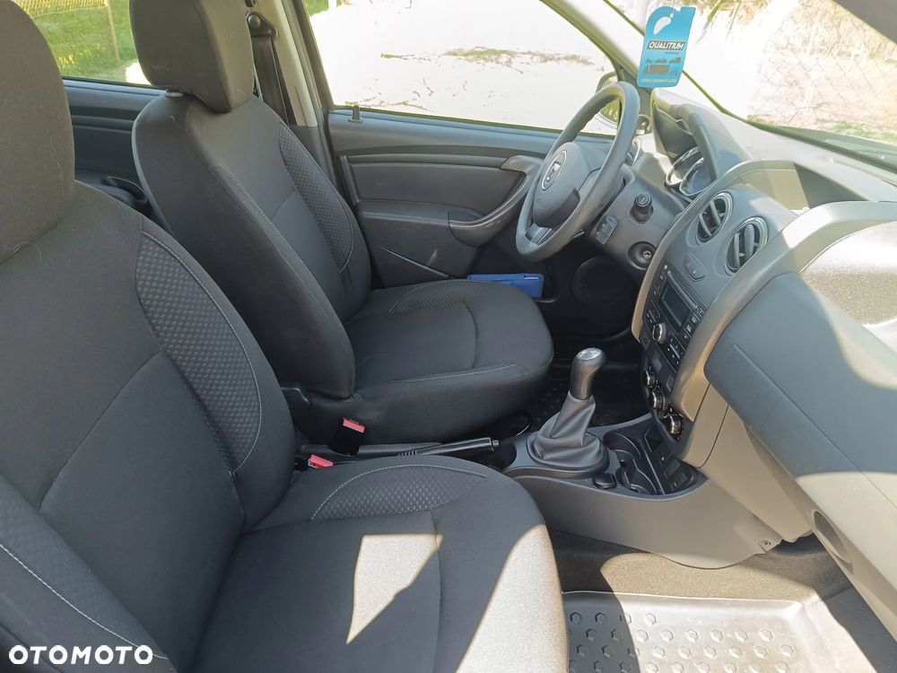 Dacia Duster 1.6 SCe S&S - 6