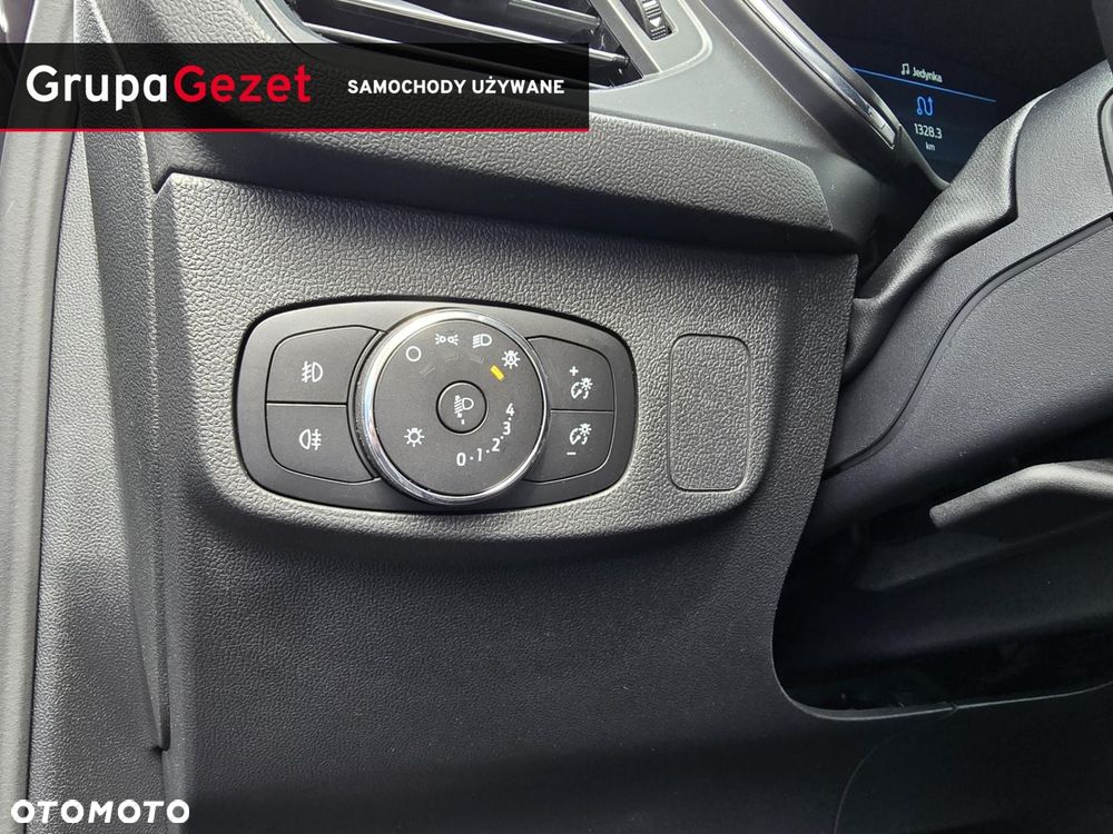Ford Focus 1.0 EcoBoost Titanium X - 34