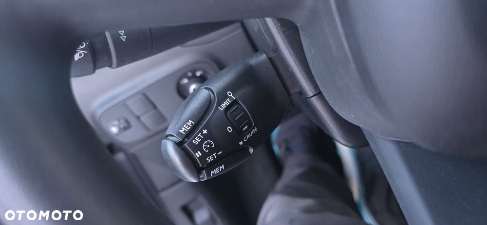 Citroën C3 1.5 BlueHDi Feel S&S - 28