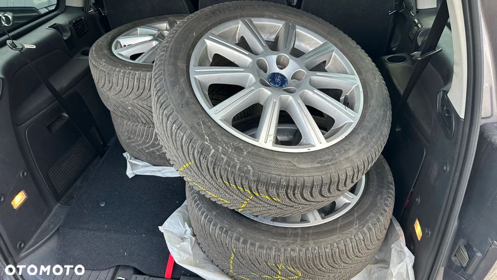 Ford S-Max - 40
